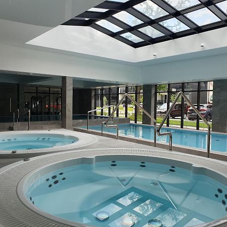 Green Port Spa Kolobrzeg Stylowy Loft- W Cenie Klimatyzacja, Baseny, 2 Jacuzzi, Sauna, Szlafroki, Bawialnia Exterior foto