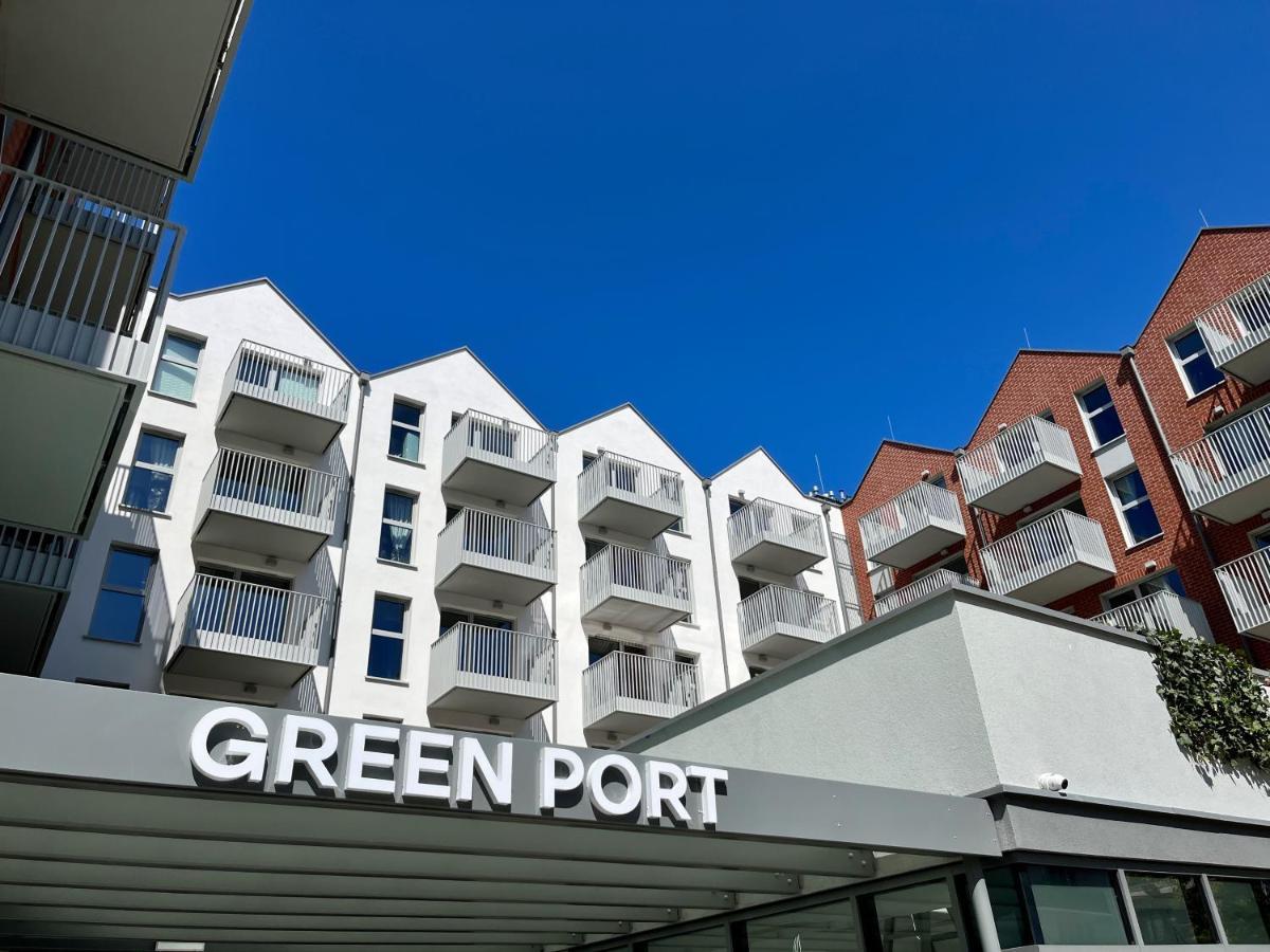 Green Port Spa Kolobrzeg Stylowy Loft- W Cenie Klimatyzacja, Baseny, 2 Jacuzzi, Sauna, Szlafroki, Bawialnia Exterior foto