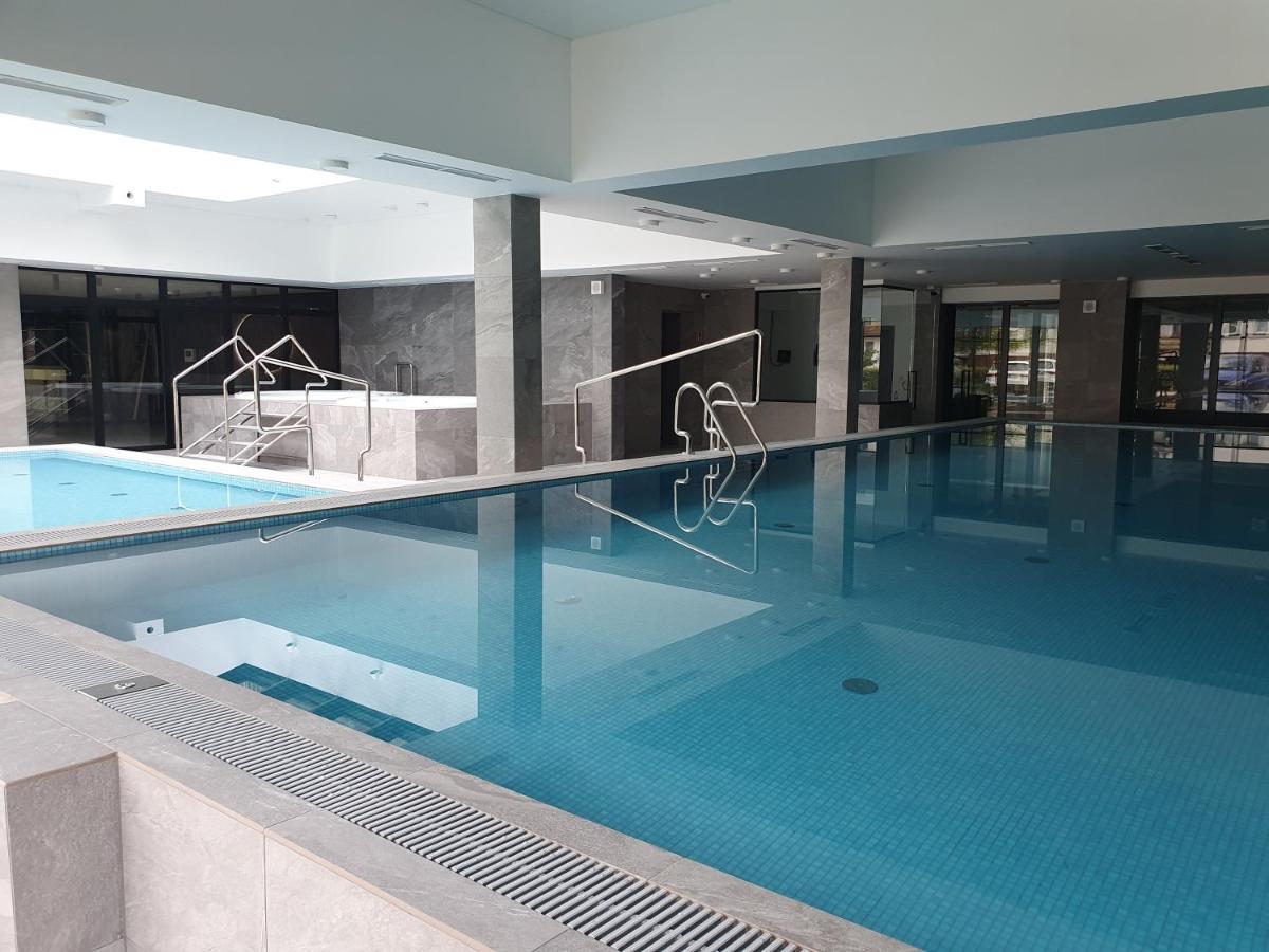 Green Port Spa Kolobrzeg Stylowy Loft- W Cenie Klimatyzacja, Baseny, 2 Jacuzzi, Sauna, Szlafroki, Bawialnia Exterior foto